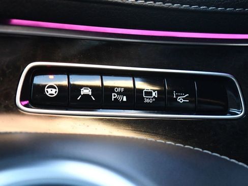 Used 2015 Mercedes-Benz S 550 4MATIC Coupe image 35