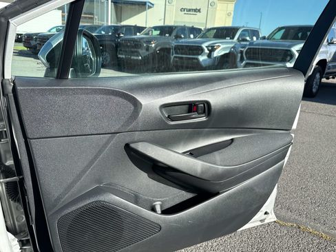 Used 2024 Toyota Corolla LE FWD image 19