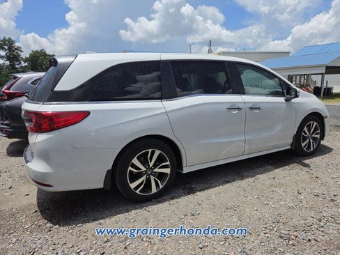 Certified 2023 Honda Odyssey Touring image 6