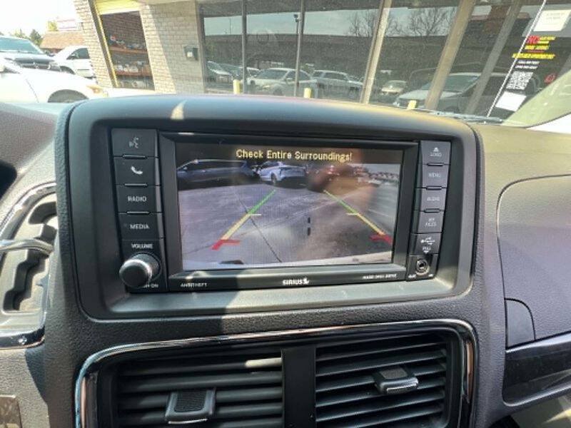 Used 2017 Dodge Grand Caravan SE w/ Power Window Group FWD image 23