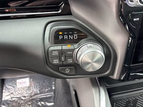 New 2026 RAM 1500 Laramie w/ Night Edition AWD/4WD image 19