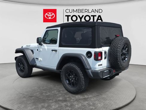 Used 2024 Jeep Wrangler Sport AWD/4WD image 3