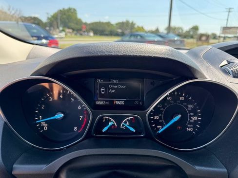 Used 2018 Ford Escape SE AWD/4WD image 40