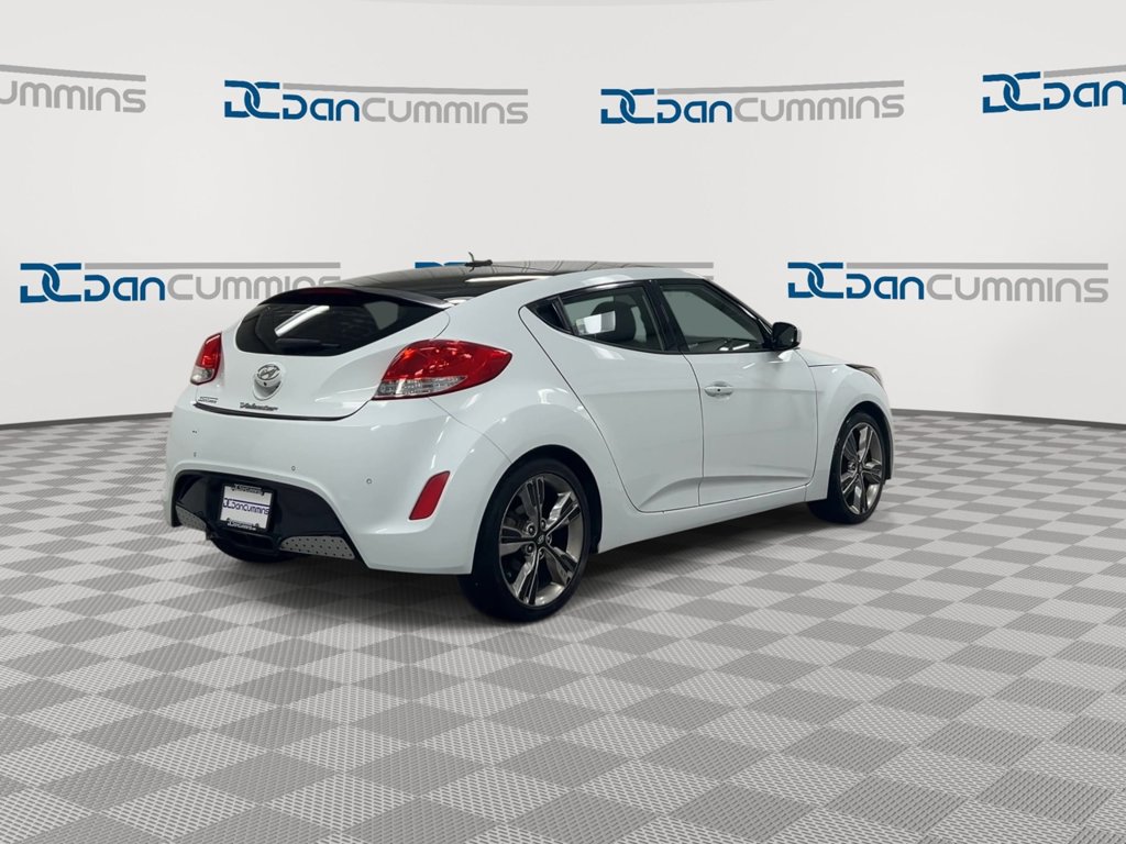 Used 2016 Hyundai Veloster w/ Option Group 03 FWD image 8