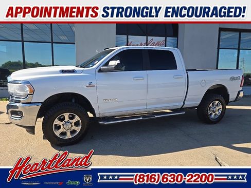 Used 2021 RAM 2500 Big Horn w/ Level 1 Equipment Group AWD/4WD image 4