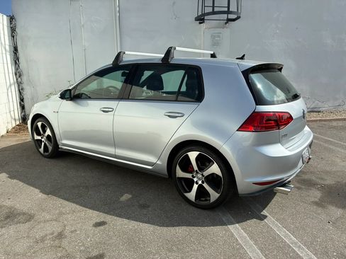 Used 2017 Volkswagen GTI S FWD image 11