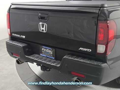 Certified 2023 Honda Ridgeline Black Edition image 5