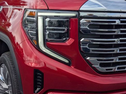 Used 2024 GMC Sierra 1500 Denali w/ Denali Reserve Package AWD/4WD image 9