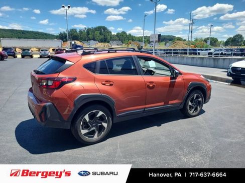 Used 2024 Subaru Crosstrek 2.5i Limited w/ Crosstrek Mirror Package AWD/4WD image 4