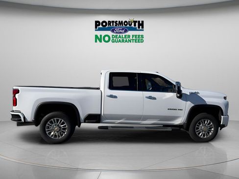 Used 2023 Chevrolet Silverado 2500 High Country w/ Z71 Off-Road Package AWD/4WD image 6