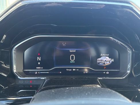 Used 2025 Chevrolet Silverado 1500 LTZ w/ LTZ Premium Package AWD/4WD image 19