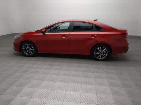 Used 2024 Kia Forte LXS FWD image 3