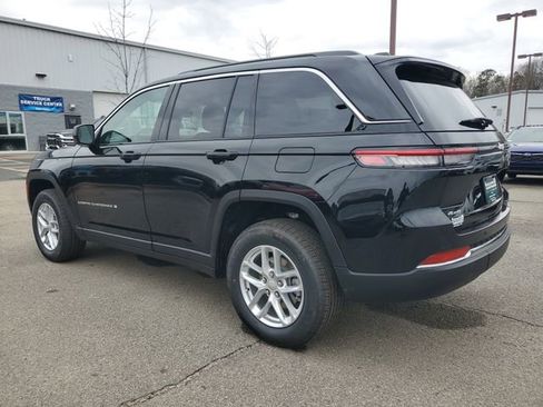 New 2026 Jeep Grand Cherokee Laredo X image 4