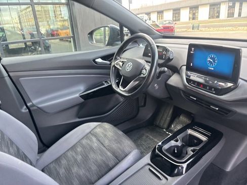 Used 2021 Volkswagen ID.4 Pro w/ ID.4 Protection Package image 12
