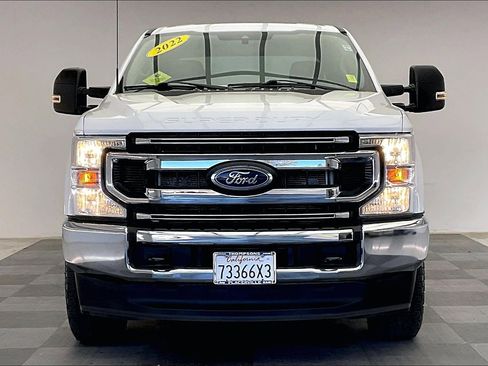 Used 2022 Ford F250 XLT image 2