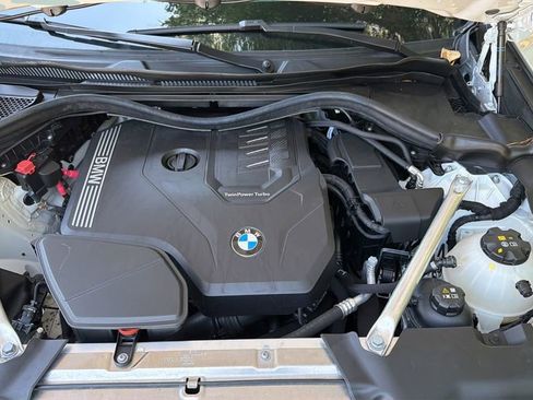 Used 2023 BMW X4 xDrive30i w/ M Sport Package AWD/4WD image 34