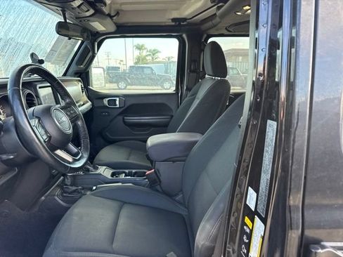 Used 2021 Jeep Wrangler Unlimited Sport AWD/4WD image 9