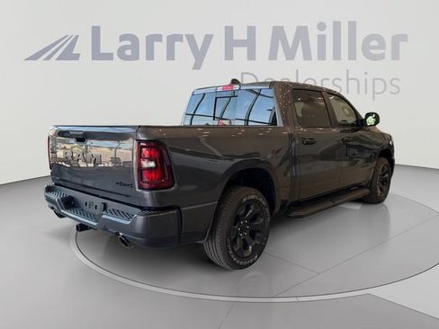 New 2026 RAM 1500 Express AWD/4WD image 5