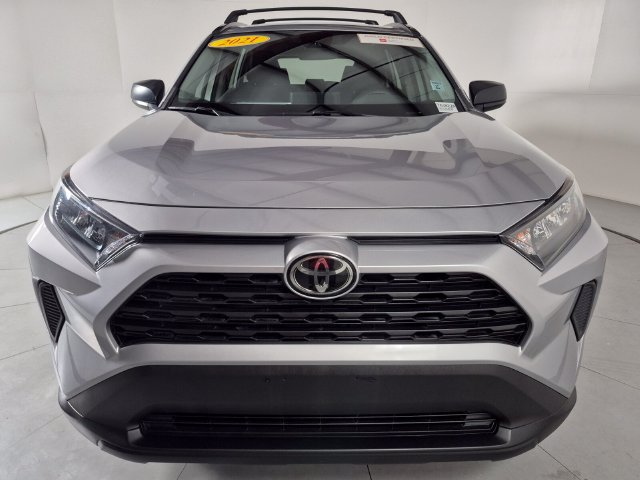 Certified 2021 Toyota RAV4 LE AWD/4WD image 7