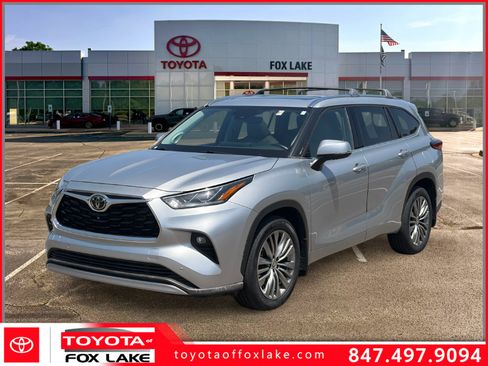 Used 2021 Toyota Highlander Platinum AWD/4WD image 1