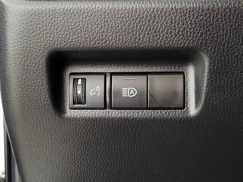 Used 2024 Toyota RAV4 LE AWD/4WD image 23