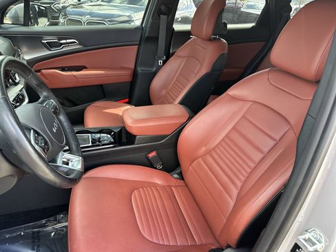 Certified 2024 Kia Sportage SX image 13
