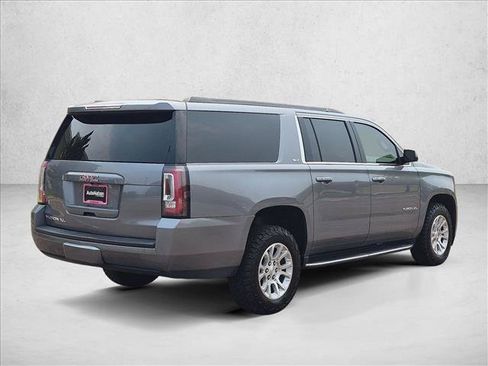 Used 2019 GMC Yukon XL SLT w/ Open Road Package AWD/4WD image 5