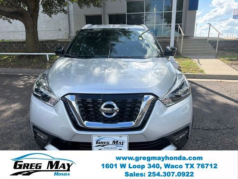 Used 2018 Nissan Kicks SR FWD image 8