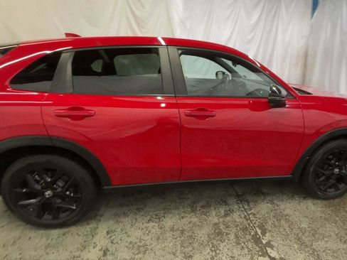 Used 2023 Honda HR-V Sport image 9