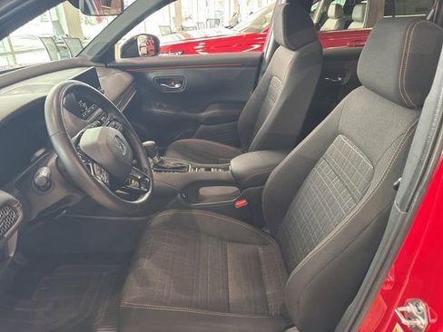 Certified 2025 Honda HR-V Sport image 17