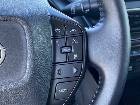 Certified 2025 Toyota Prius LE image 25