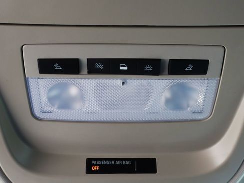 Used 2020 Chevrolet Colorado LT w/ Colorado RST Special Edition image 30