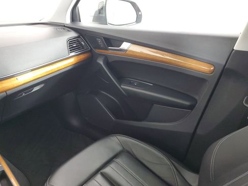 Certified 2023 Audi Q5 2.0T Premium w/ Convenience Package image 51