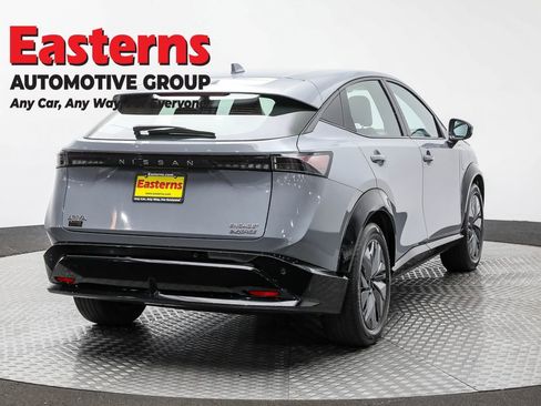 Used 2024 Nissan Ariya AWD image 5