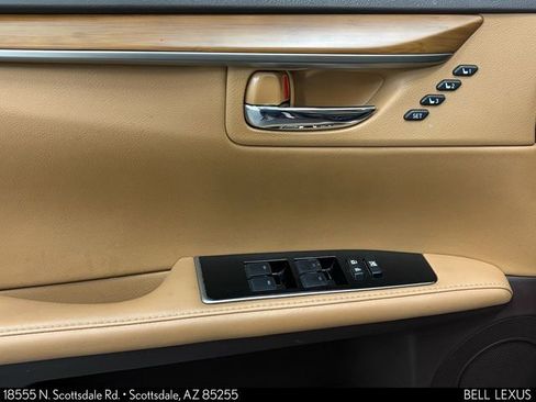 Used 2016 Lexus ES 350 w/ Luxury Package w/Wood Trim FWD image 7