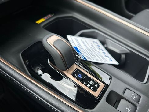 New 2026 Toyota Grand Highlander AWD Hybrid image 16