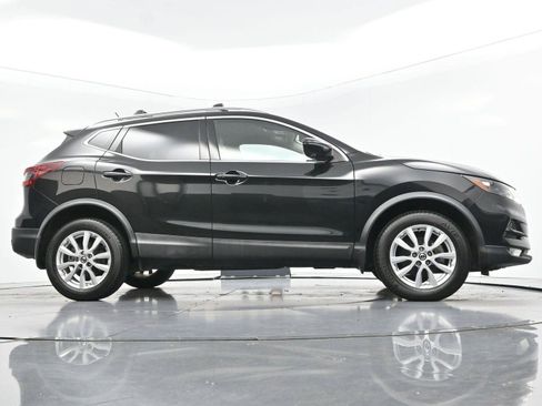 Used 2020 Nissan Rogue Sport SV w/ Technology Package FWD image 51