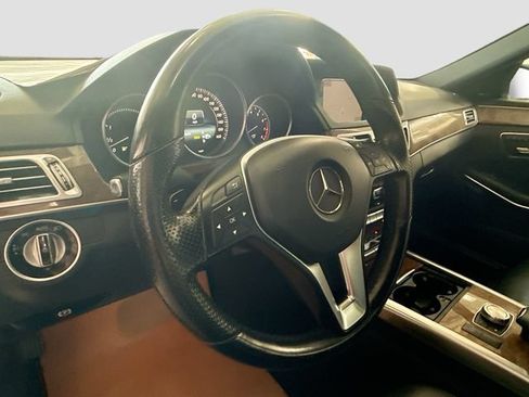 Used 2014 Mercedes-Benz E 350 4MATIC Sedan w/ Premium 1 Package image 12