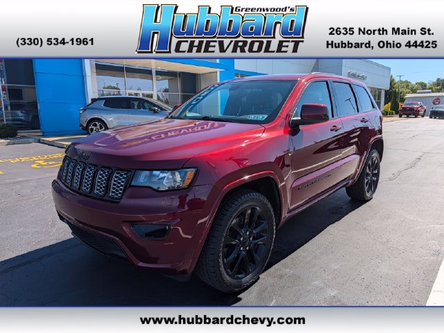 Used 2022 Jeep Grand Cherokee Laredo X AWD/4WD image 1