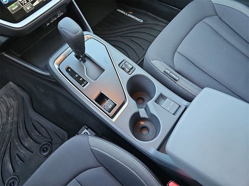 Certified 2025 Subaru Crosstrek 2.0i Premium image 24