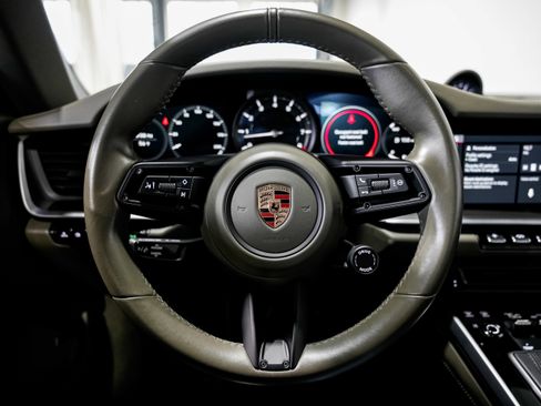 Used 2021 Porsche 911 Carrera S image 11