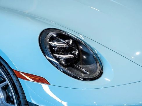 Used 2026 Porsche 911 GT3 RWD image 25
