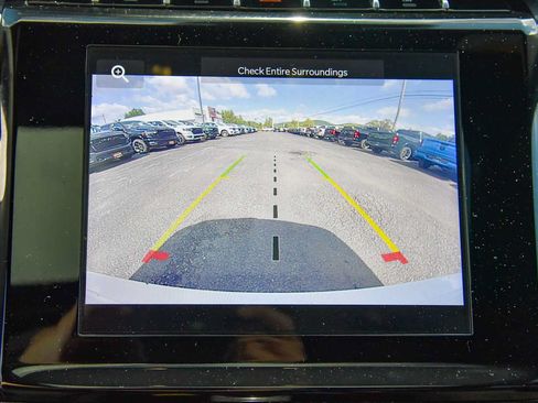 Used 2023 Jeep Grand Cherokee Altitude AWD/4WD image 17
