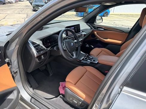 Used 2024 BMW X3 xDrive30i w/ Premium Package w/ZPA AWD/4WD image 6