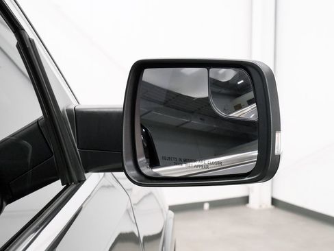 Used 2022 RAM 1500 Laramie AWD/4WD image 42