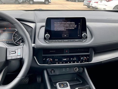 New 2026 Nissan Rogue SV FWD image 6