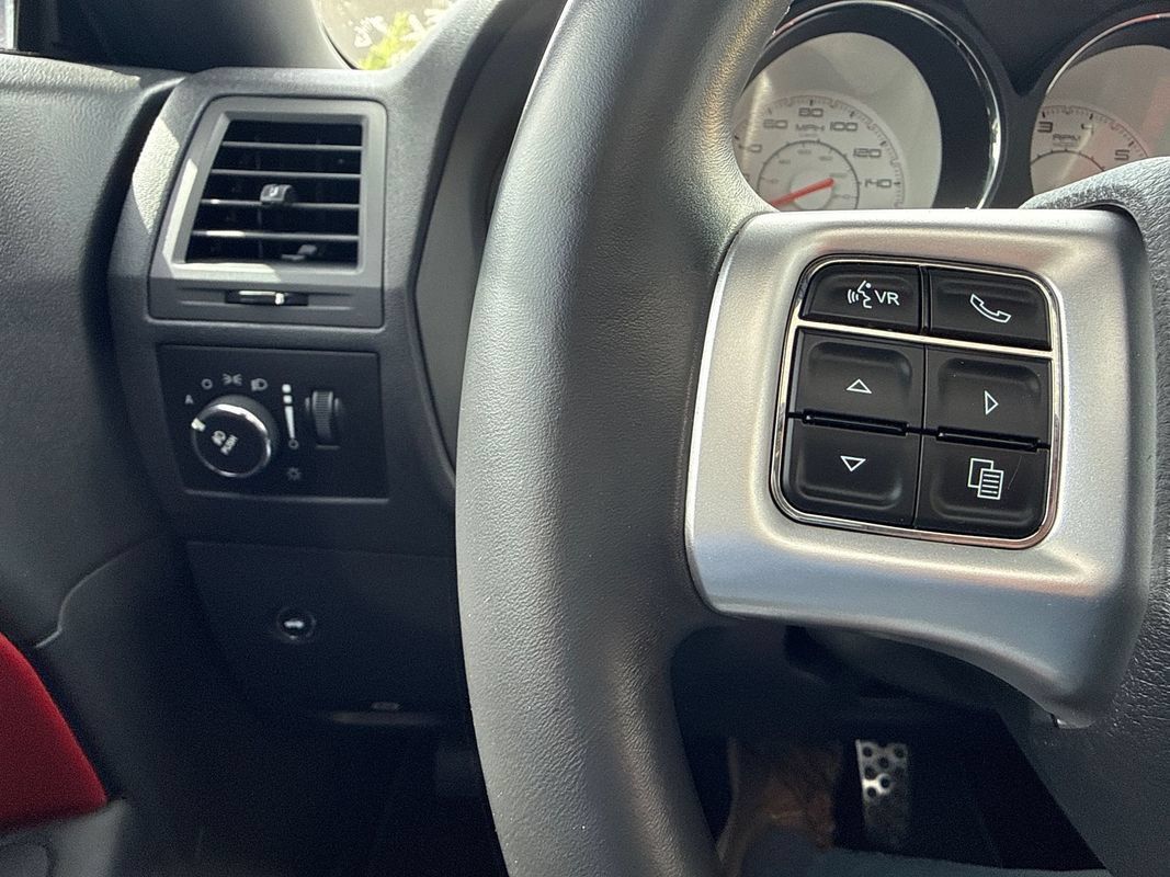 Used 2013 Dodge Challenger R/T RWD image 25