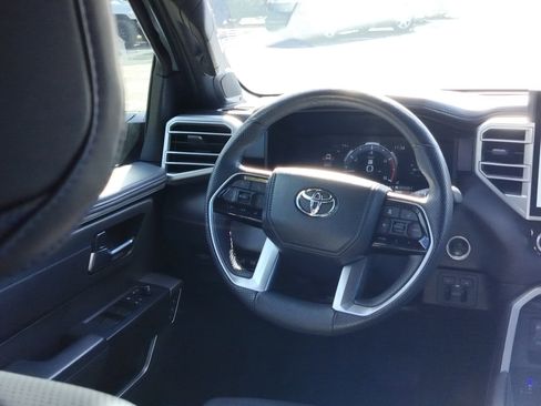 Used 2024 Toyota Tundra Platinum image 15