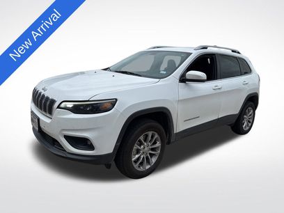 Used 2019 Jeep Cherokee Latitude Plus w/ Comfort/Convenience Group