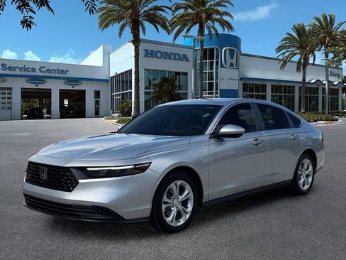 Used 2024 Honda Accord LX image 4